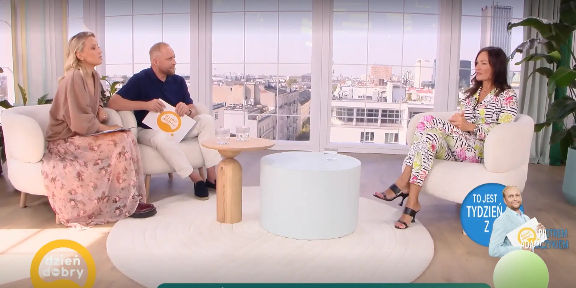 Prof. Ewa Milnerowicz-Nabzdyk w studiu programu Dzień Dobry TVN podczas rozmowy z prowadzącymi